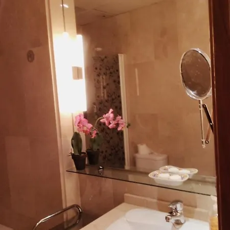 Bonito En El Centro De Con Parking Gratis Daire *