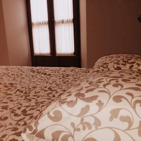 Apartment Bonito En El Centro De Con Parking Gratis